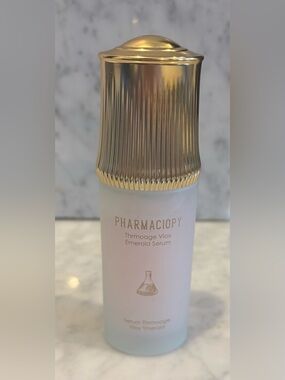 Pharmaciopy Thrmoage Viox Emerald Serum